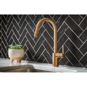 Moen Align One Handle Modern Kitchen Pulldown Faucet with Reflex and Power Clean Technology 7565BG